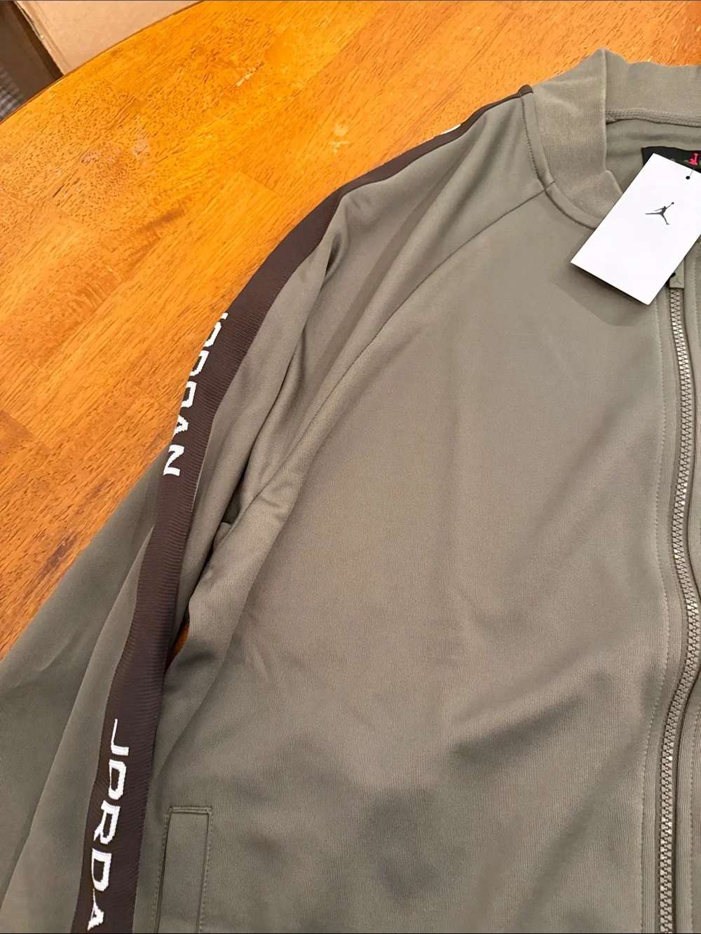 Nike Air Jordan Essentials Tracksuit Jordan Olive Jacket Mens XL New HF9339-222